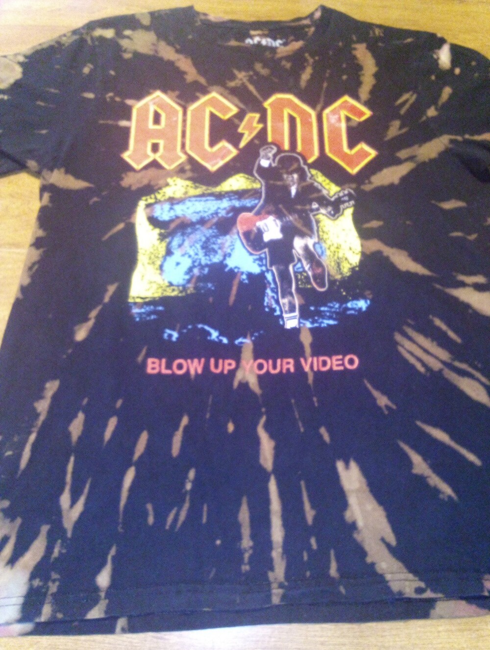 AC/DC Blow Up Your Video Black/Brown Tie-Dye Graphic T-Shirt Size Medium